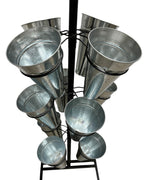 Detailansicht der Metall-Eimer eines drehbaren Blumenstaenders – robuste und langlebige Ausfuehrung - Metall 7